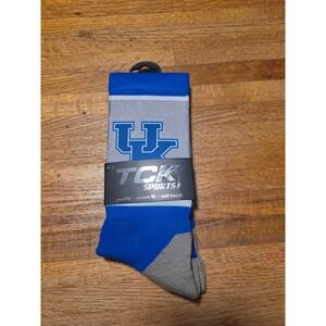TCK Kentucky Wildcats Crew Socks Blue Grey UK Logo Large DSC10-FER-L-37901